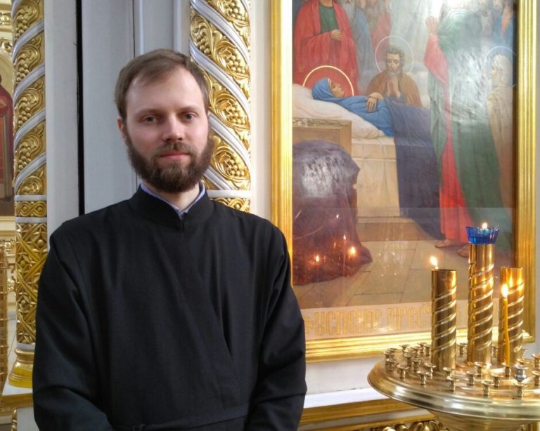 Диакон Андрей Дусь